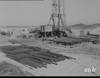1960 : Extraction de pétrole sur un puits du Sénégal - 13027 vues